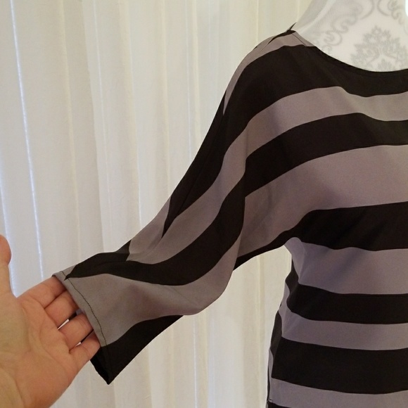 LOFT blouse - Picture 3 of 6